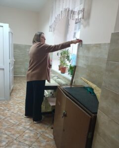 a00baa46-c196-44da-85a9-91d1d4b9759c